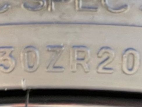 Used 2024 Chevrolet Corvette Stingray Convertible w/ Z51 Performance Package image 13