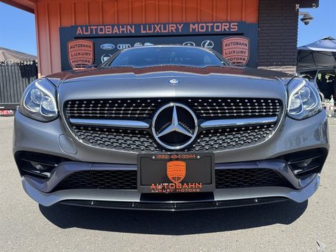 Used 2017 Mercedes-Benz SLC 300 image 5