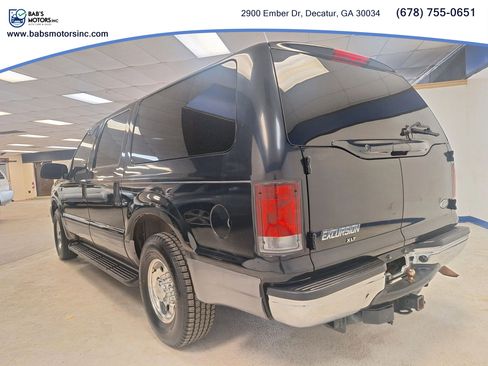 Used 2003 Ford Excursion XLT image 24