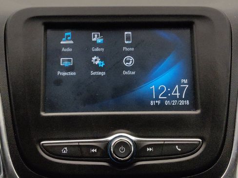 Used 2018 Chevrolet Equinox LS FWD image 25