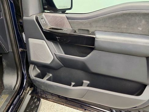 Used 2023 Ford F150 Lightning Platinum image 24