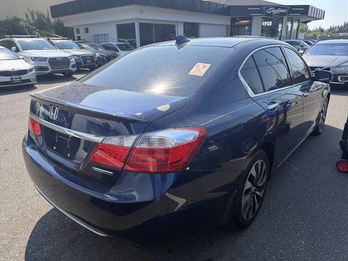 Used 2014 Honda Accord Hybrid Sedan image 3
