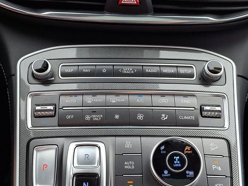Certified 2023 Hyundai Santa Fe Limited AWD/4WD image 16