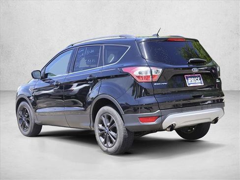 Used 2017 Ford Escape SE w/ Equipment Group 201A AWD/4WD image 7