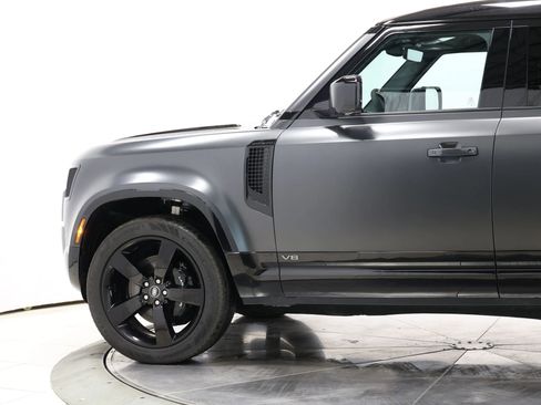 Used 2023 Land Rover Defender 110 Carpathian Edition image 7