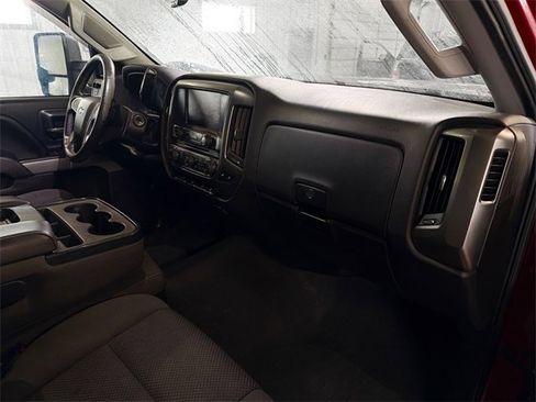 Used 2019 Chevrolet Silverado 2500 LT image 12
