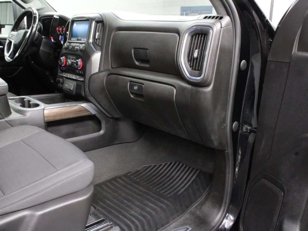 Used 2022 Chevrolet Silverado 2500 LT w/ Midnight Edition AWD/4WD image 31
