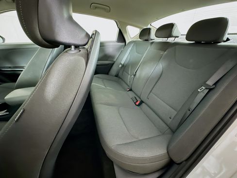 Used 2025 Kia K4 FWD image 26