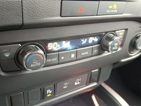 Certified 2023 Nissan Frontier PRO-4X w/ Technology Package image 15