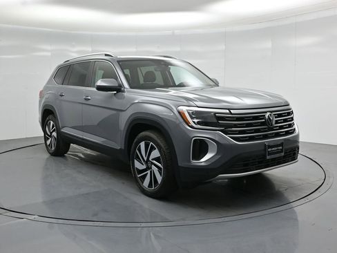 Used 2025 Volkswagen Atlas SEL image 58