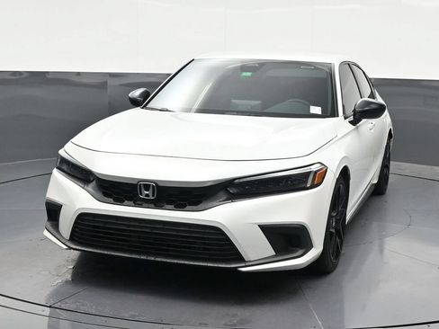 Used 2024 Honda Civic Sport image 8