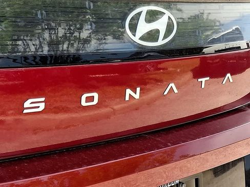 Used 2025 Hyundai Sonata SEL FWD image 30