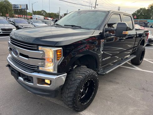 Used 2018 Ford F250 Lariat w/ Lariat Ultimate Package AWD/4WD image 39