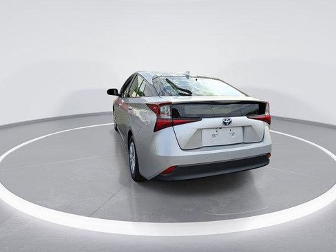 Certified 2022 Toyota Prius LE FWD image 9