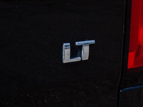 Used 2017 Chevrolet Colorado LT w/ LT Convenience Package image 12