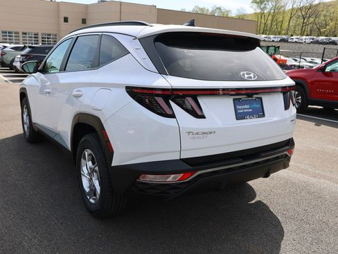 Certified 2022 Hyundai Tucson SEL w/ Cargo Package AWD/4WD image 5