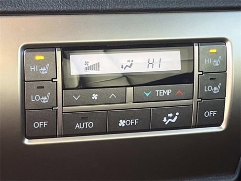 Used 2021 Lexus GX 460 Luxury w/ Sport Design Package image 18