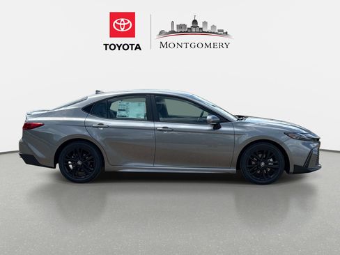 New 2026 Toyota Camry SE FWD image 2