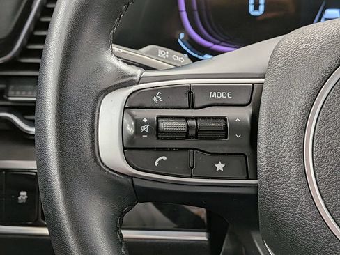 Used 2023 Kia Sportage EX FWD image 18