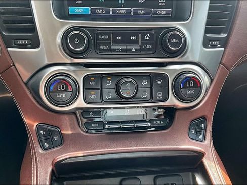 Used 2015 Chevrolet Tahoe LTZ AWD/4WD image 31