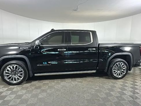 Used 2025 GMC Sierra 1500 Denali Ultimate AWD/4WD image 6