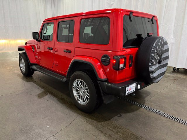 Used 2022 Jeep Wrangler Unlimited Sahara w/ Cold Weather Group AWD/4WD image 7