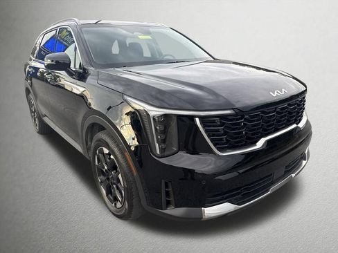 Certified 2025 Kia Sorento S FWD image 1