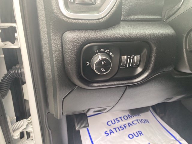 Used 2021 RAM 2500 Laramie AWD/4WD image 18