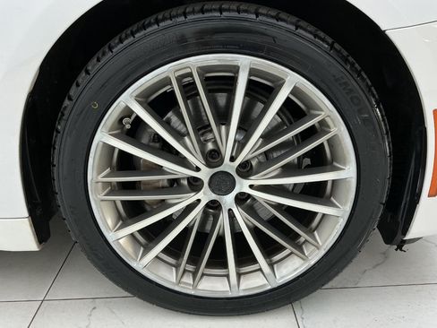 Used 2018 BMW 530e RWD image 49