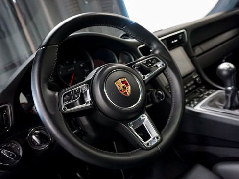 Used 2018 Porsche 911 GT3 RS image 68