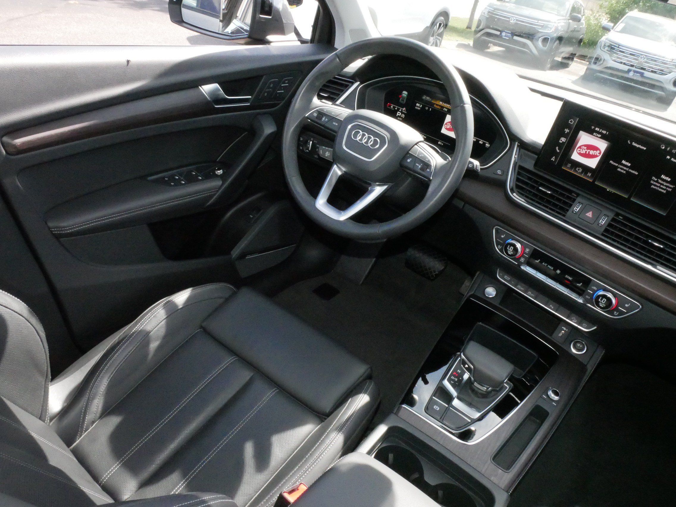 Used 2023 Audi Q5 2.0T Premium Plus w/ Premium Plus Package AWD/4WD image 9