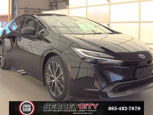 Used 2024 Toyota Prius Limited w/ Limited Premium Package image 4