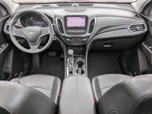 Used 2023 Chevrolet Equinox Premier AWD/4WD image 18