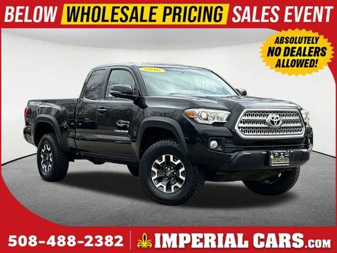 Used 2016 Toyota Tacoma TRD Off-Road w/ Premium & Technology Package image 1