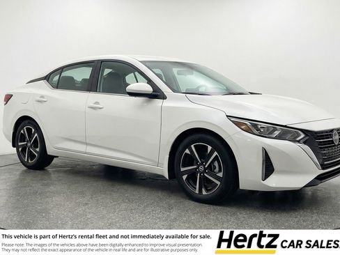 Used 2025 Nissan Sentra SV image 1