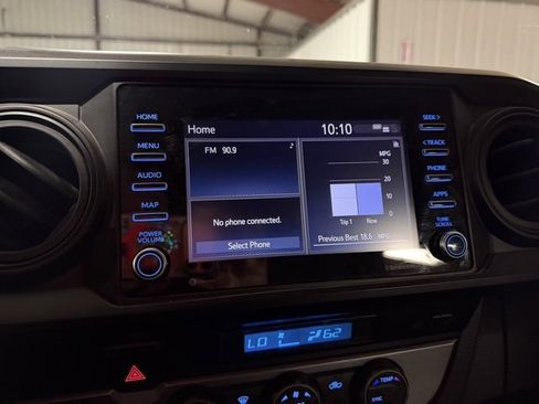 Used 2023 Toyota Tacoma TRD Sport image 19