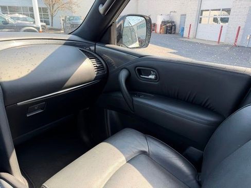 Used 2022 Nissan Armada SL w/ Midnight Edition Package image 20