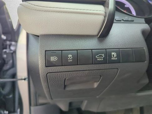 Certified 2022 Toyota Camry SE w/ Audio Upgrade Package FWD image 11