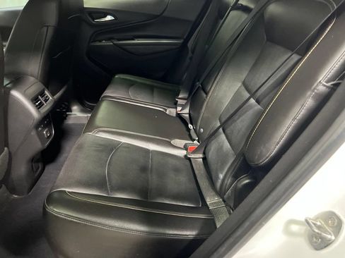 Used 2021 Chevrolet Equinox Premier AWD/4WD image 19