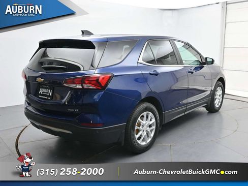 Used 2022 Chevrolet Equinox LT AWD/4WD image 15