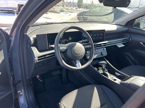 Used 2026 Hyundai Tucson SE image 11