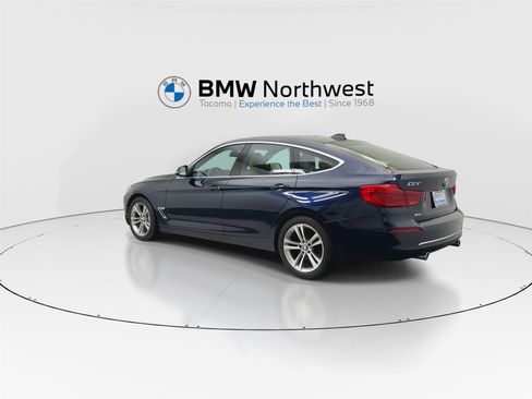 Used 2017 BMW 340i Gran Turismo xDrive image 12