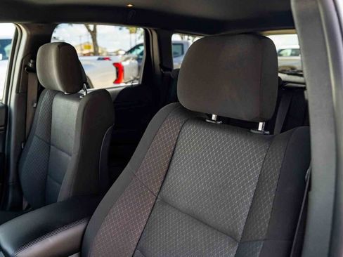 Used 2021 Jeep Grand Cherokee Laredo RWD image 9