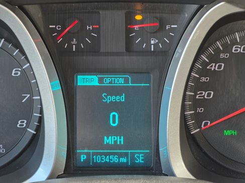 Used 2017 Chevrolet Equinox LT w/ Convenience Package image 31