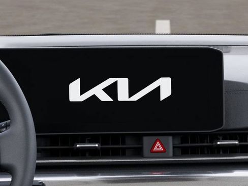 Used 2026 Kia Carnival LXS FWD image 27