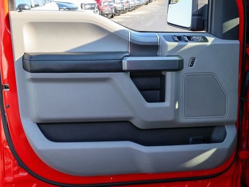 Used 2018 Ford F150 XLT w/ Equipment Group 301A Mid AWD/4WD image 4