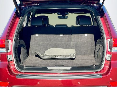 Certified 2020 Jeep Grand Cherokee Laredo w/ Laredo X Package image 25