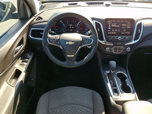 Used 2024 Chevrolet Equinox LT FWD image 15