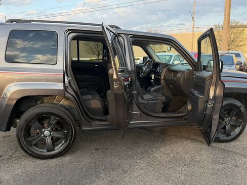 Used 2014 Jeep Patriot Sport w/ Power Value Group image 26