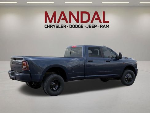 New 2026 RAM 3500 Big Horn AWD/4WD image 4